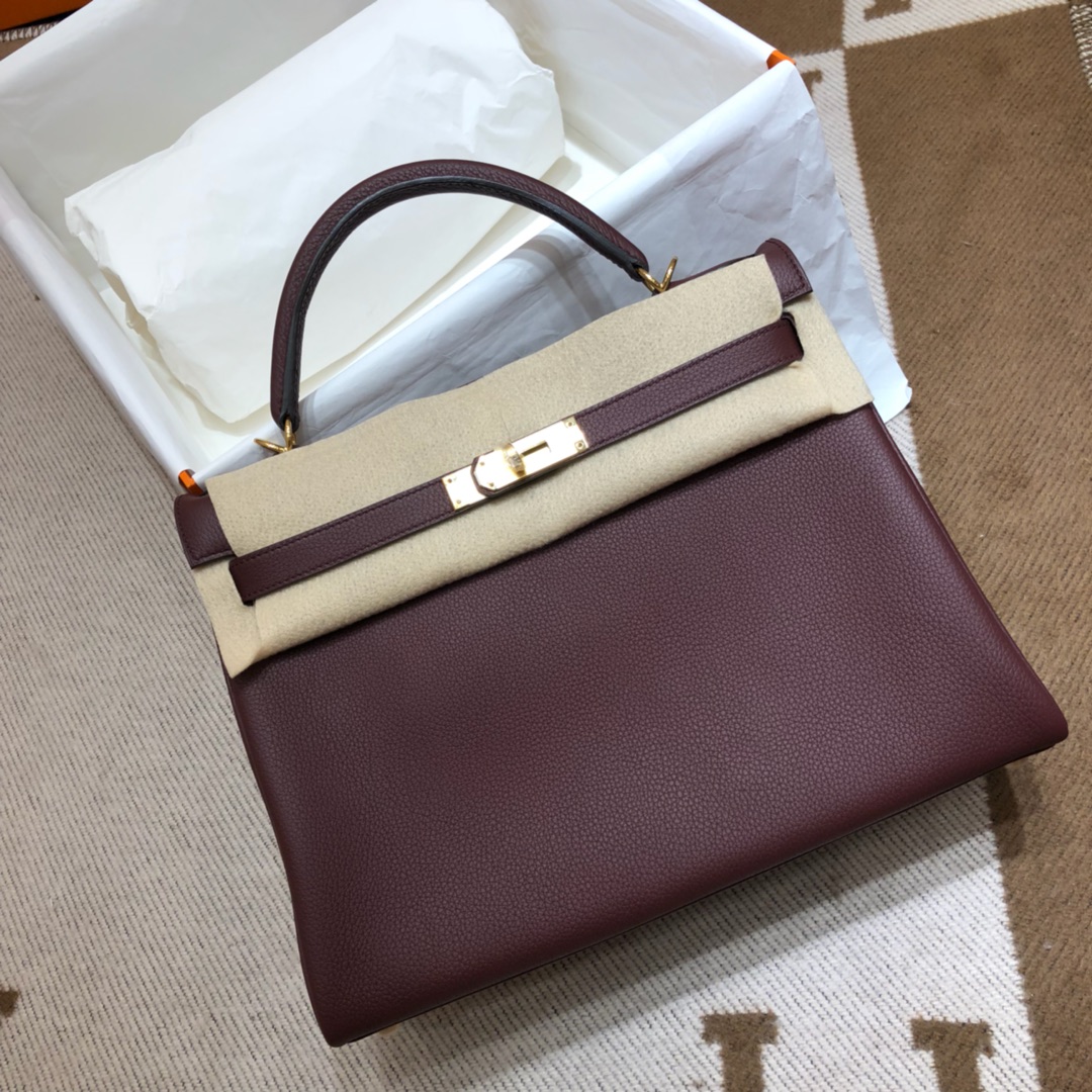 Hermes Kelly 32cm Handbag Shoulder Bag in Bordeaux Togo Leather